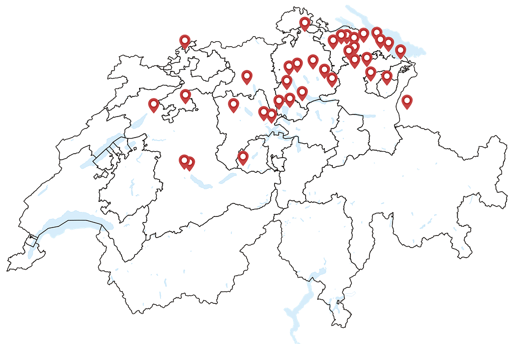 Karte der Schweiz mit den Standorten der von Mandatis betreuten Kunden